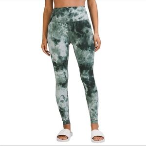 Lululemon Athletica Green Diamond Dye Leggings Size 2 - 31”